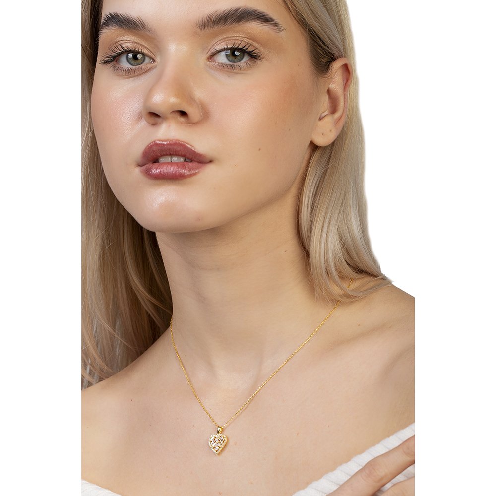 Beyaz Zirkon Taşlı Kalp Tasarım Gold Renk 925 Ayar Gümüş Kadın Kolye Beyaz Zirkon Taşlı Kalp Tasarım Gold Renk 925 Ayar Gümüş Kadın Kolye